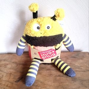 Hug n snug bee comfort bee new